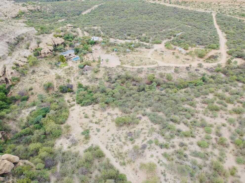 Villa Sasa Safari Camp & Tours à Outjo Extérieur photo